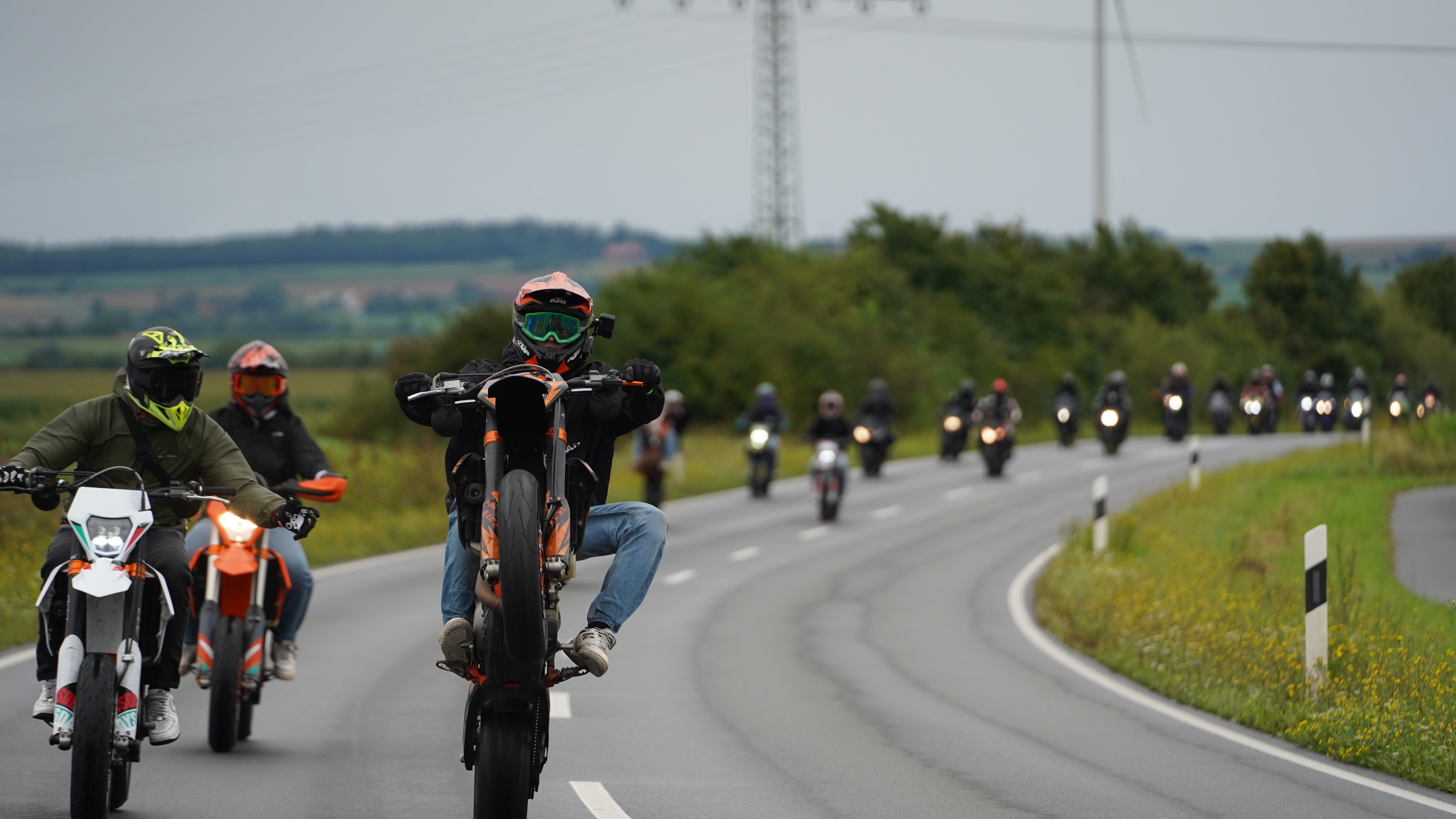 rideout, wheele, supermoto, jakelife